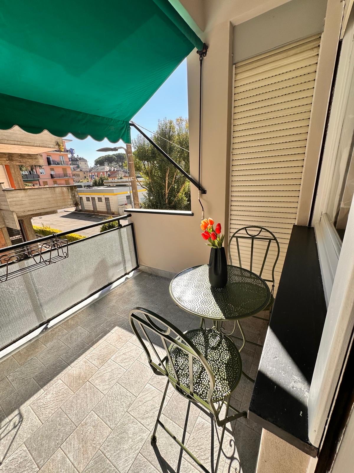 Balcone MaRoSa Bixio