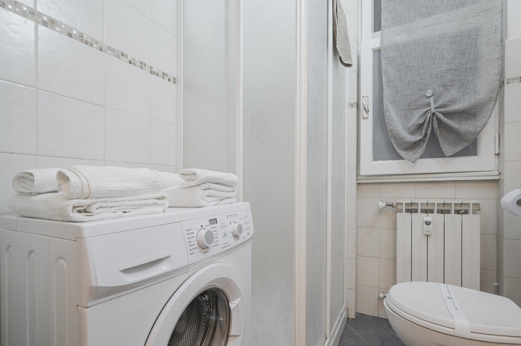 Dettaglio bagno MaRoSa Bixio